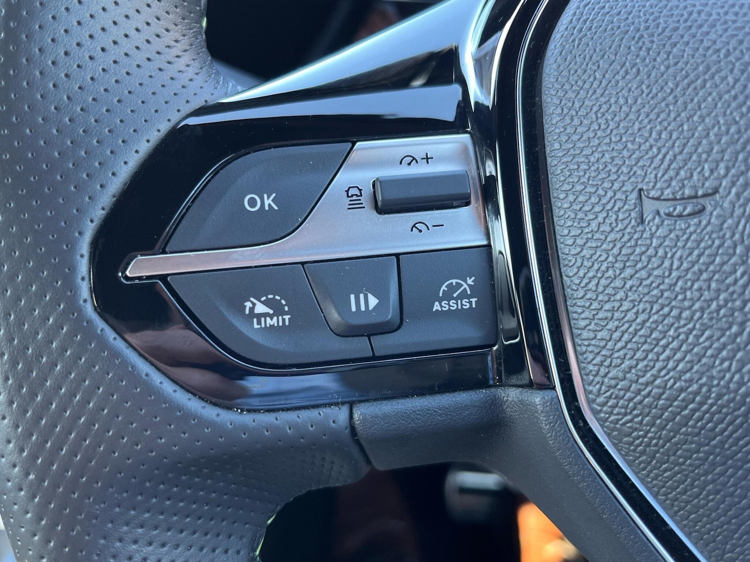 Used Peugeot 408 2024 for sale - 76677793: Photo 19