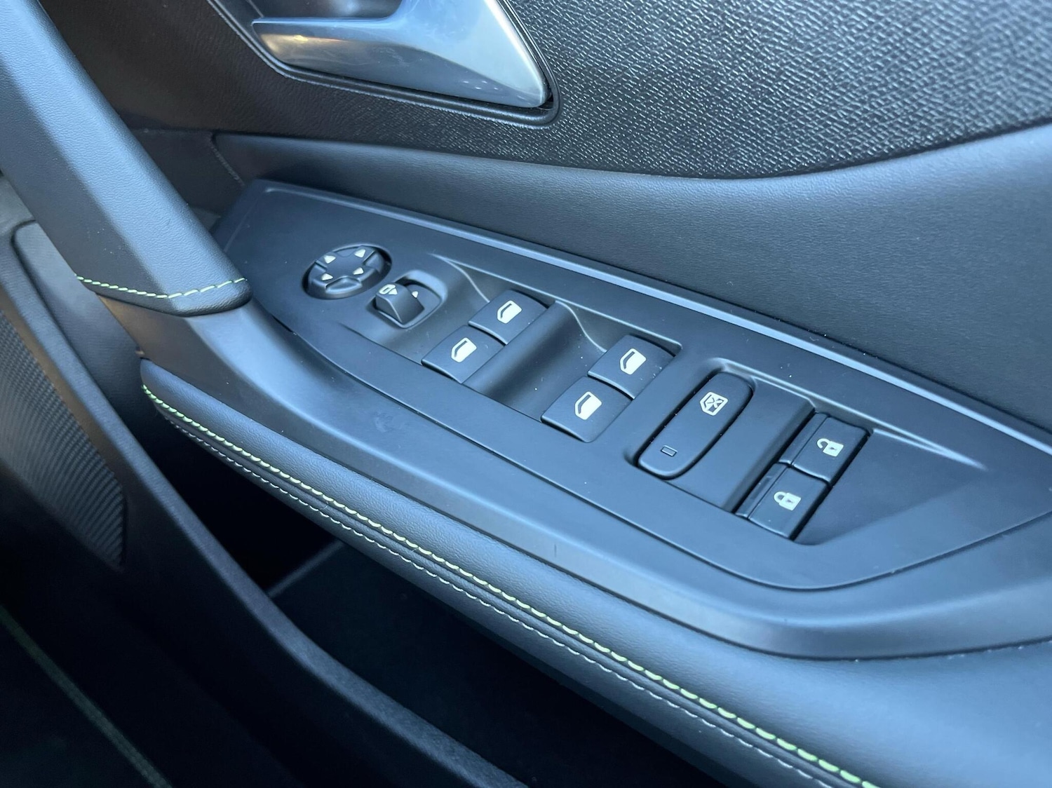 Used Peugeot 408 2024 for sale - 76677793: Photo 21