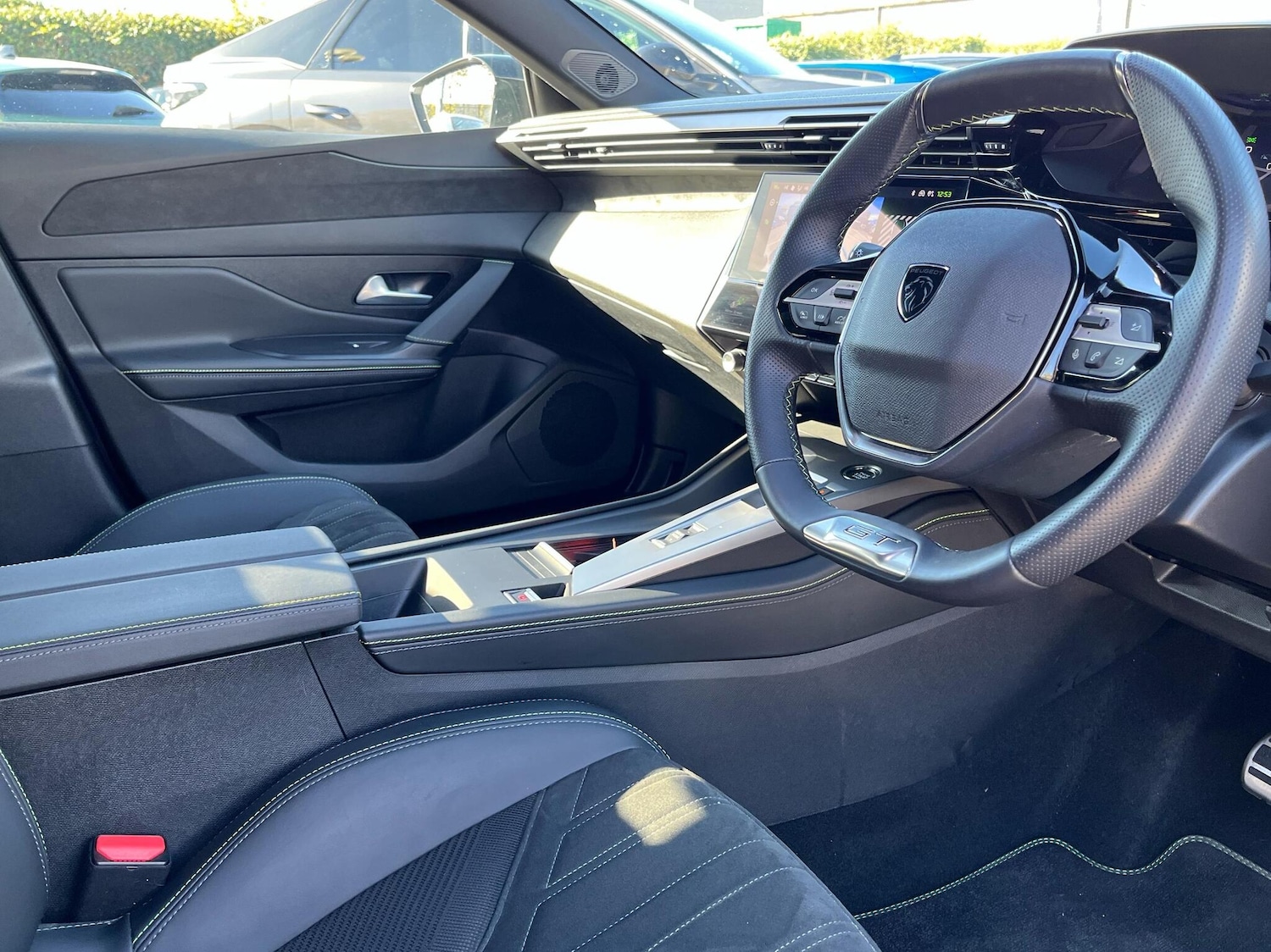 Used Peugeot 408 2024 for sale - 76677793: Photo 24