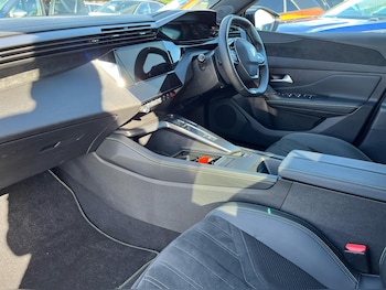 Used Peugeot 408 2024 for sale - 76677793: Photo