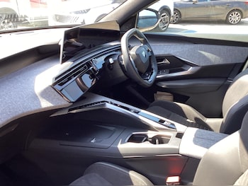 Used Peugeot 3008 2024 for sale - 76677955: Photo