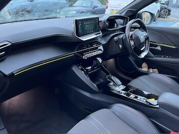 Used Peugeot 208 2021 for sale - 76680877: Photo