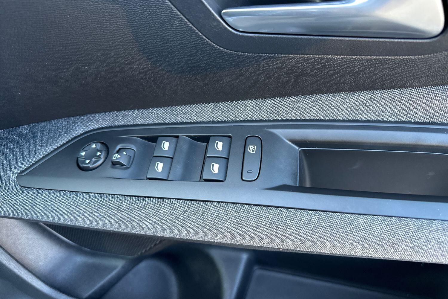 Used Peugeot 3008 2023 for sale - 77803358: Photo 18