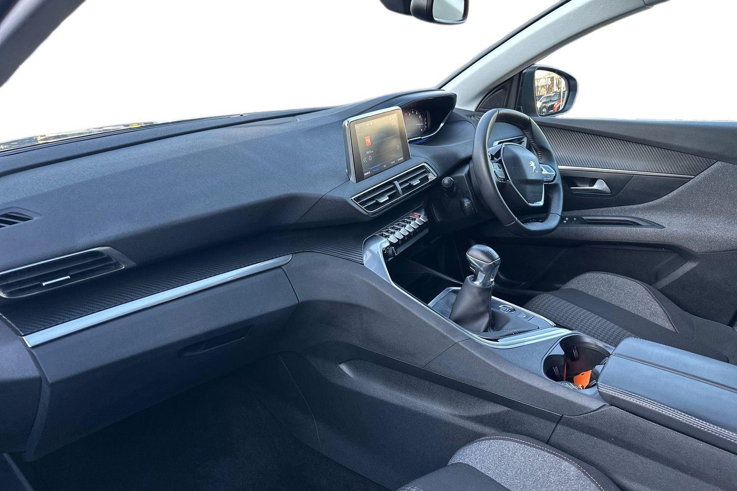 Used Peugeot 3008 2023 for sale - 77803358: Photo 2