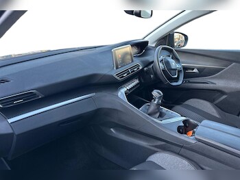 Used Peugeot 3008 2023 for sale - 77803358: Photo