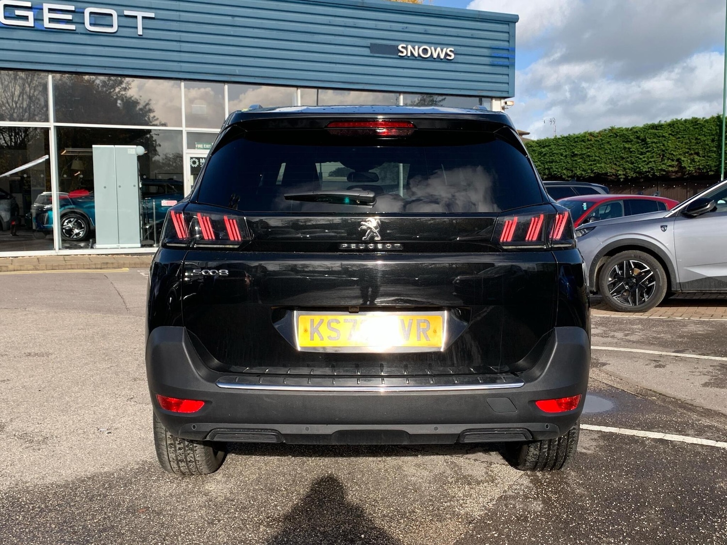 Used Peugeot 5008 2023 for sale - 76676897: Photo 5
