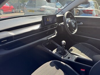 Used Jeep Avenger 2025 for sale - 78468669: Photo