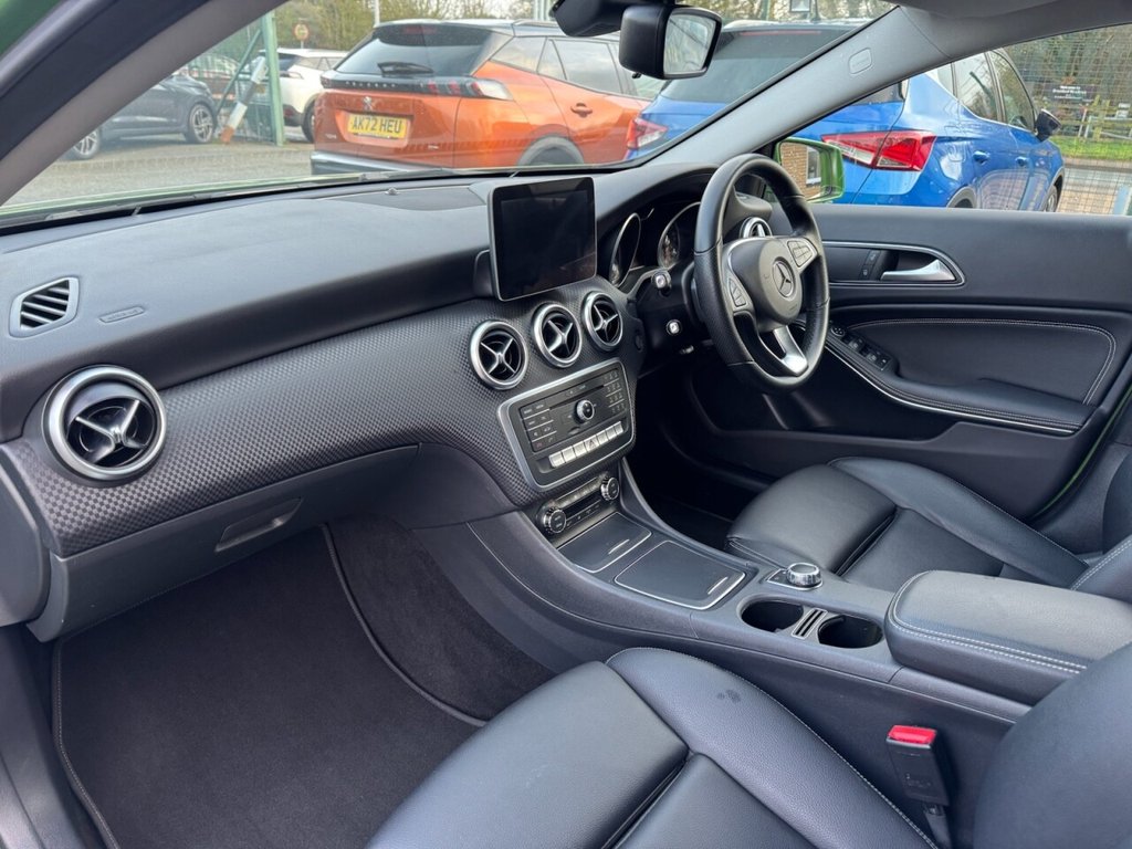 Used Mercedes-Benz A-Class 2017 for sale - 77249985: Photo 4