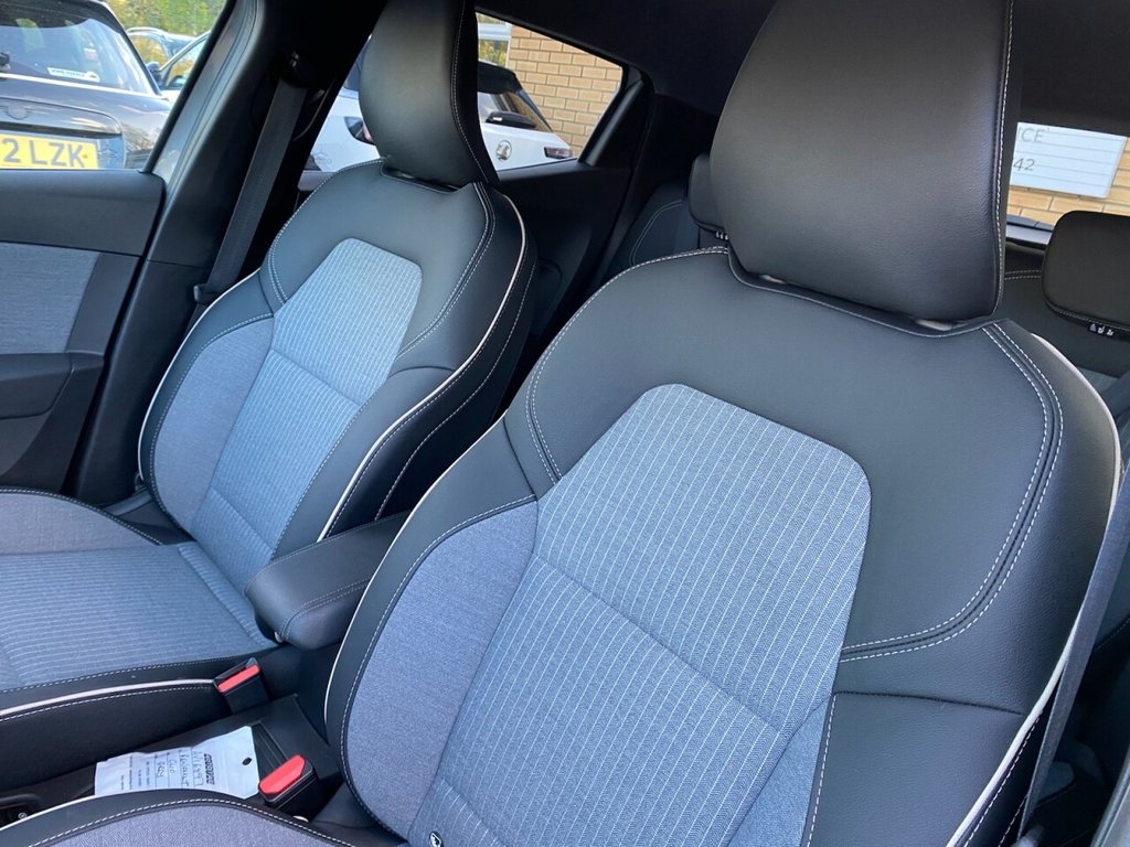 Used Renault Clio 2024 for sale - 78117629: Photo 15