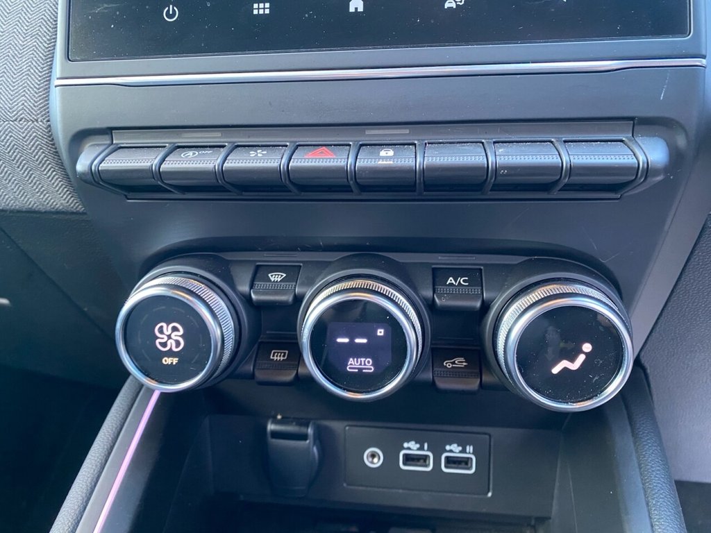 Used Renault Clio 2024 for sale - 78117629: Photo 24