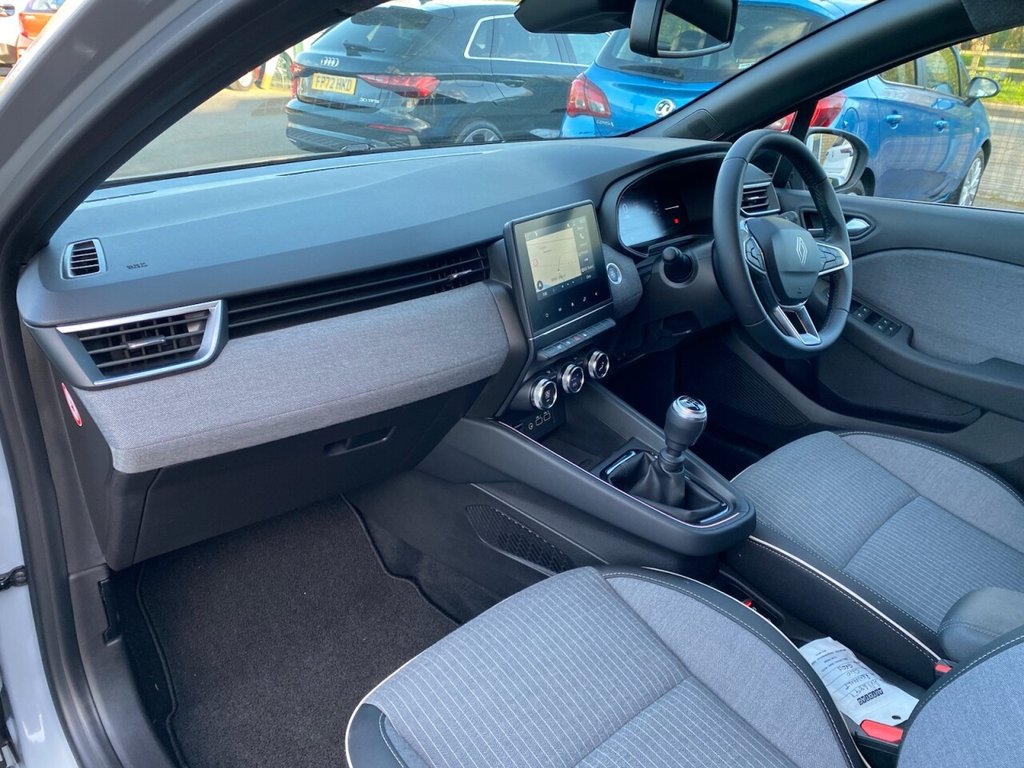 Used Renault Clio 2024 for sale - 78117629: Photo 4