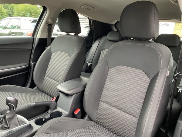 Used Kia XCeed 2022 for sale - 75642240: Photo 2