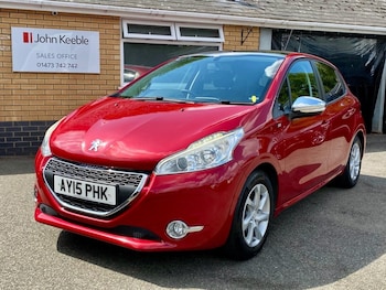 2015 (15) - 1.2 VTi PureTech Style Hatchback 5dr Petrol Manual Euro 6 (82 ps)