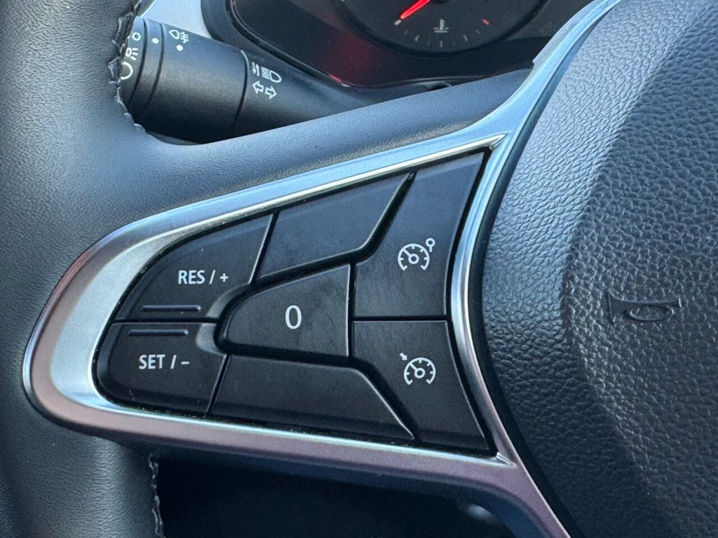 Used Renault Captur 2023 for sale - 76698213: Photo 23