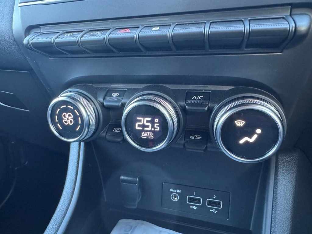 Used Renault Captur 2023 for sale - 76698213: Photo 24