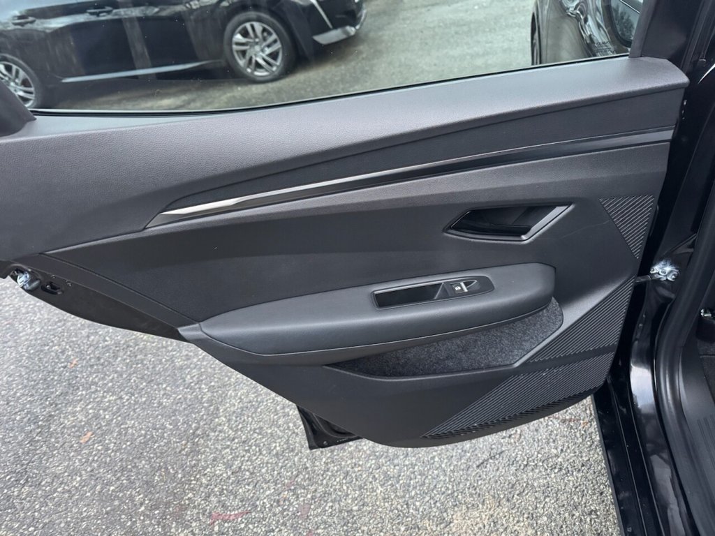 Used Renault Megane E Tech 2023 for sale - 77038022: Photo 20