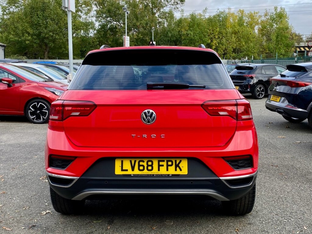 Used Volkswagen T-Roc 2018 for sale - 76203396: Photo 10