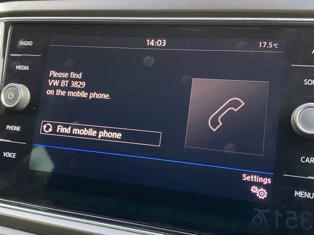 Used Volkswagen T-Roc 2018 for sale - 76203396: Photo 15