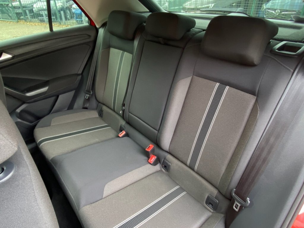 Used Volkswagen T-Roc 2018 for sale - 76203396: Photo 30