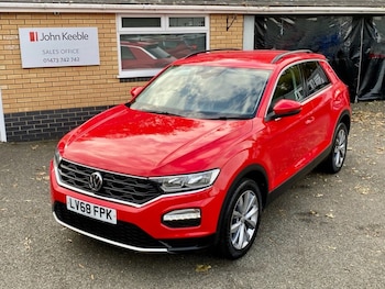 Used Volkswagen T-Roc 2018 for sale - 76203396: Photo 4
