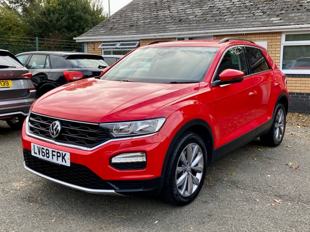 Used Volkswagen T-Roc 2018 for sale - 76203396: Photo 8