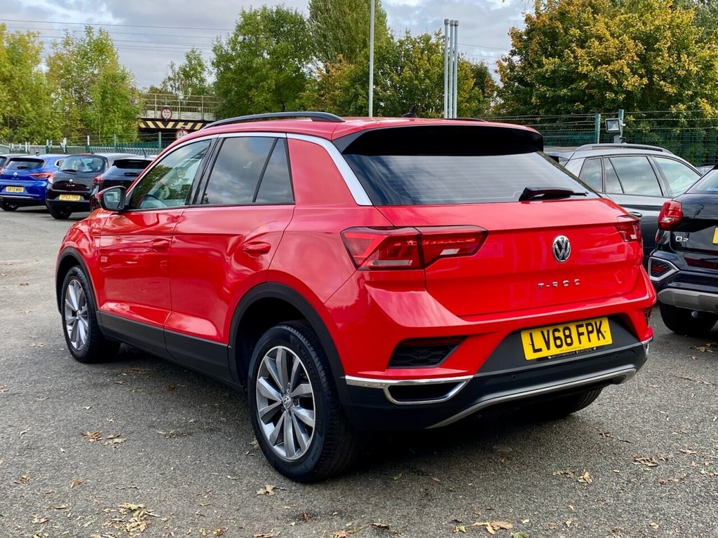 Used Volkswagen T-Roc 2018 for sale - 76203396: Photo 9