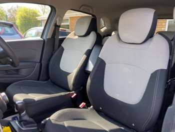 Used Renault Captur 2018 for sale - 74373790: Photo