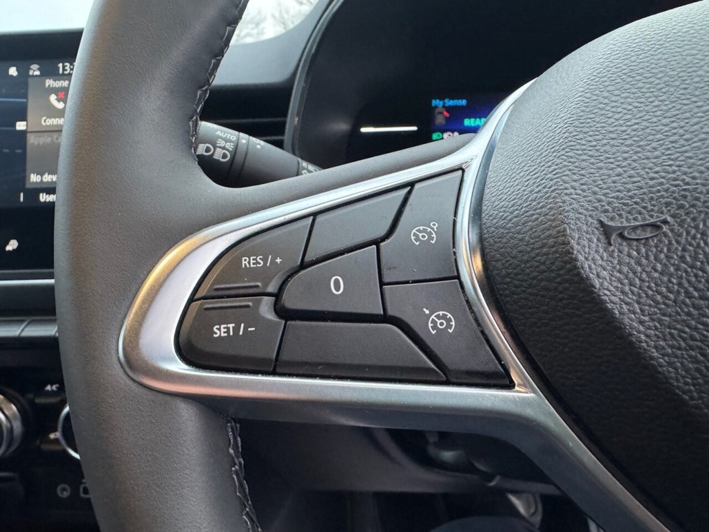 Used Renault Clio 2024 for sale - 77037981: Photo 17