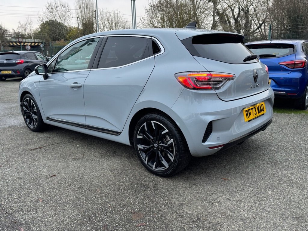 Used Renault Clio 2024 for sale - 77037981: Photo 2