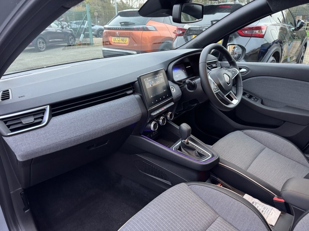 Used Renault Clio 2024 for sale - 77037981: Photo 4