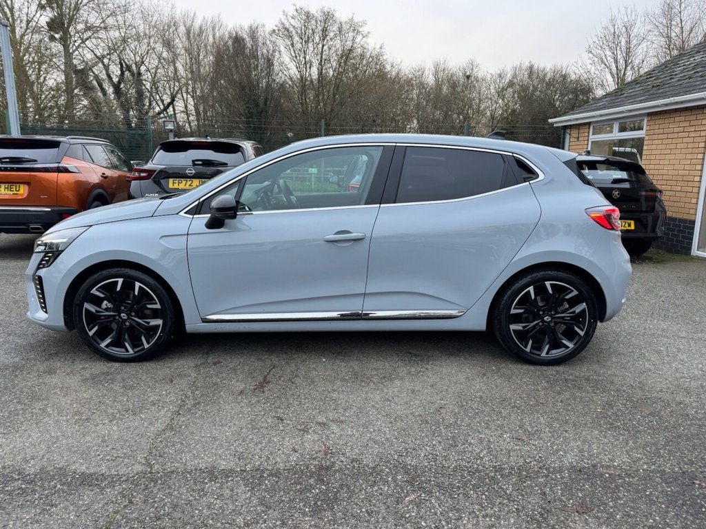 Used Renault Clio 2024 for sale - 77037981: Photo 5