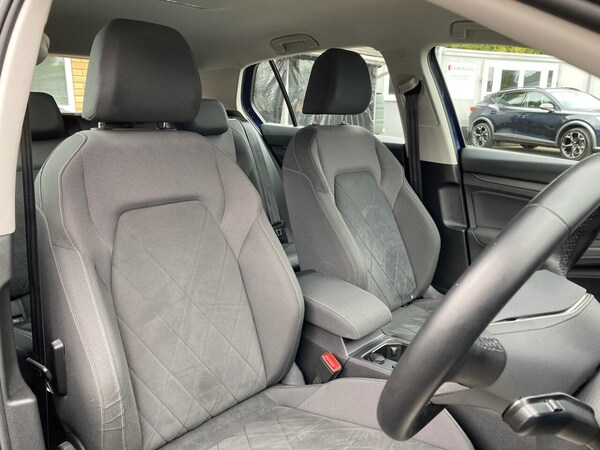 Used Volkswagen Golf 2022 for sale - 75727120: Photo 22