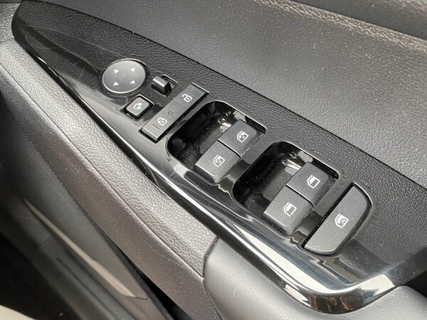 Used Kia Sportage 2022 for sale - 75397393: Photo 32