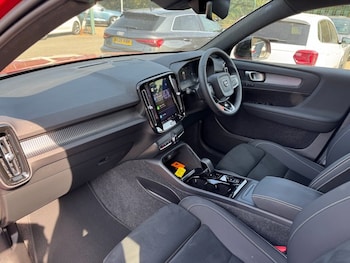 Used Volvo XC40 2024 for sale - 79177963: Photo