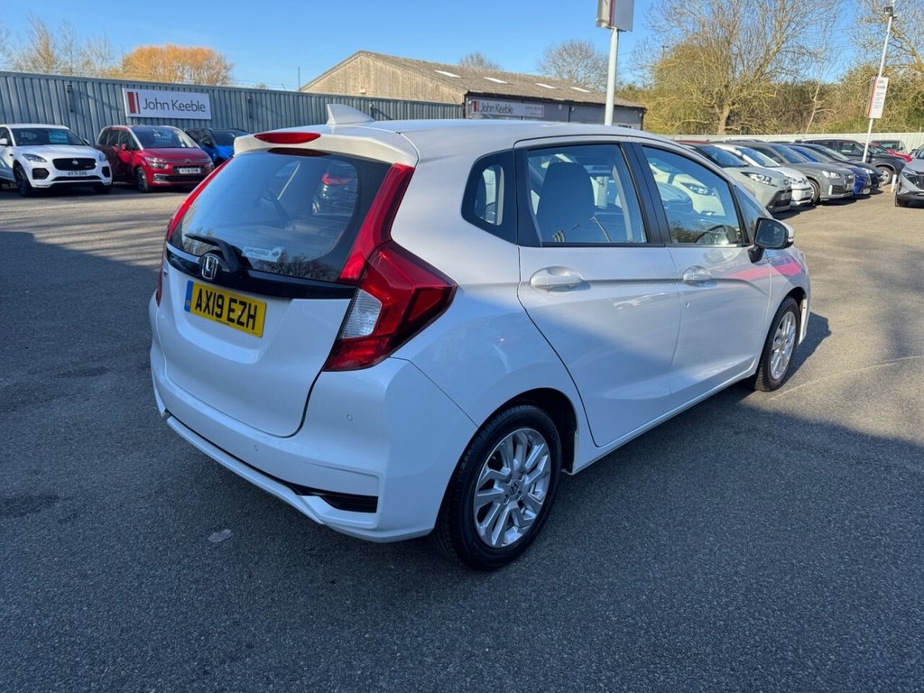 Used Honda Jazz 2019 for sale - 77976347: Photo 2