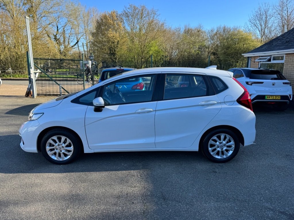 Used Honda Jazz 2019 for sale - 77976347: Photo 5