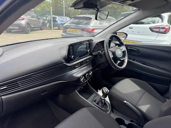 Used Hyundai i20 2023 for sale - 79450085: Photo