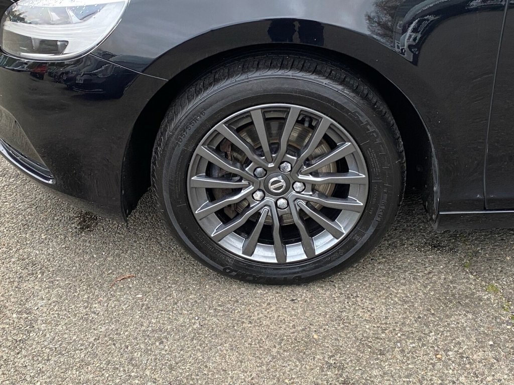 Used Volvo V40 2019 for sale - 76642072: Photo 11