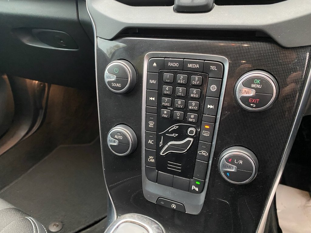 Used Volvo V40 2019 for sale - 76642072: Photo 25