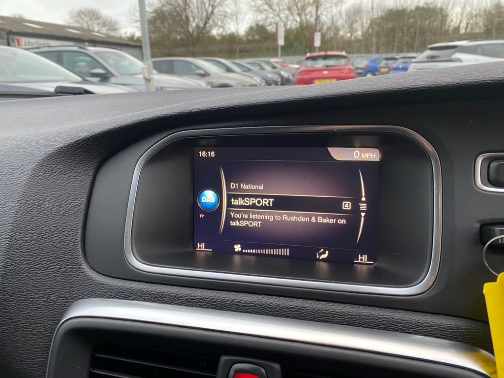 Used Volvo V40 2019 for sale - 76642072: Photo 27