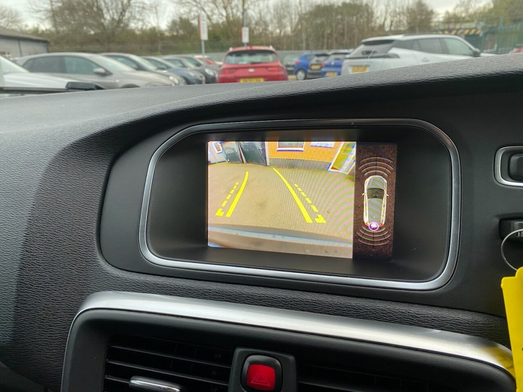 Used Volvo V40 2019 for sale - 76642072: Photo 28