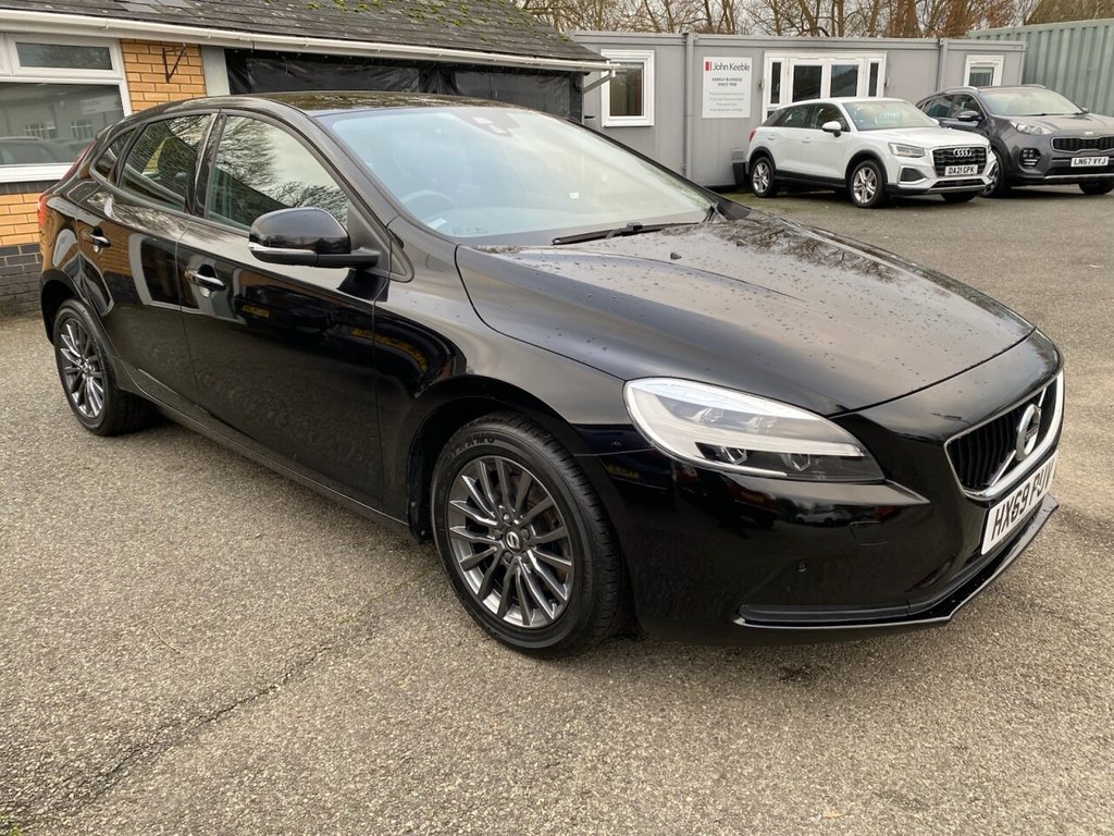 Used Volvo V40 2019 for sale - 76642072: Photo 8