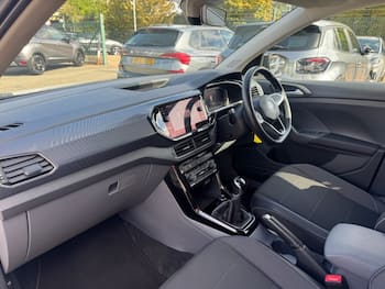Used Volkswagen T-Cross 2019 for sale - 79607974: Photo