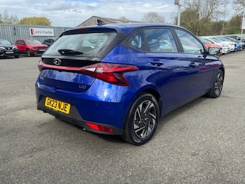 Used Hyundai i20 2023 for sale - 78227309: Photo