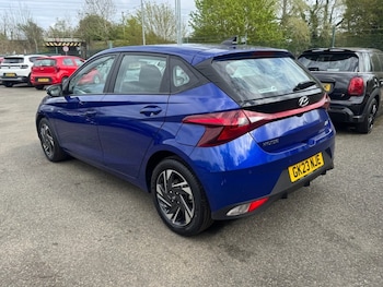 Used Hyundai i20 2023 for sale - 78227309: Photo