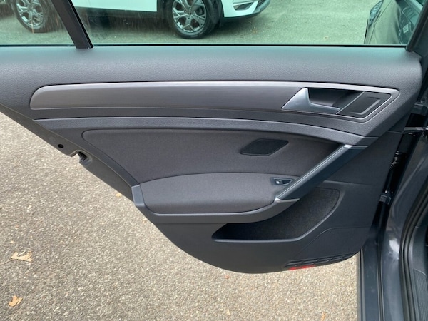 Used Volkswagen Golf 2019 for sale - 76303847: Photo 18