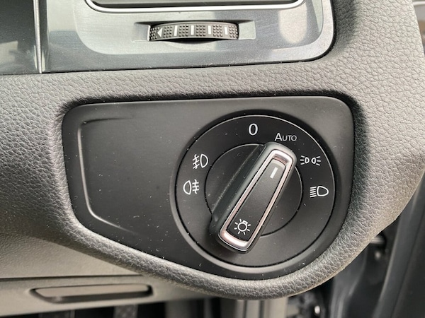 Used Volkswagen Golf 2019 for sale - 76303847: Photo 25