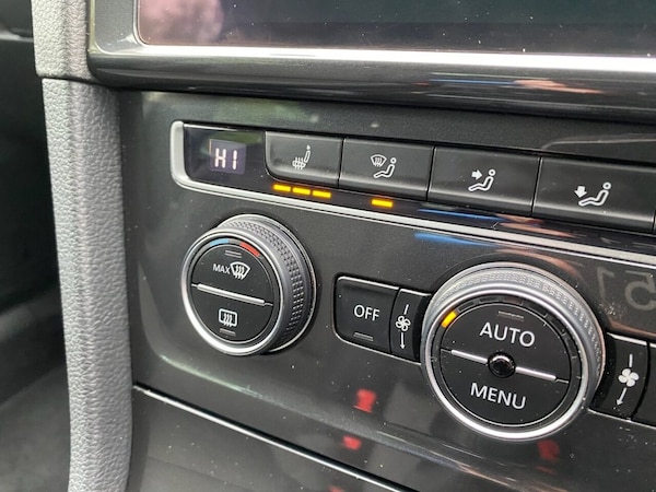 Used Volkswagen Golf 2019 for sale - 76303847: Photo 31