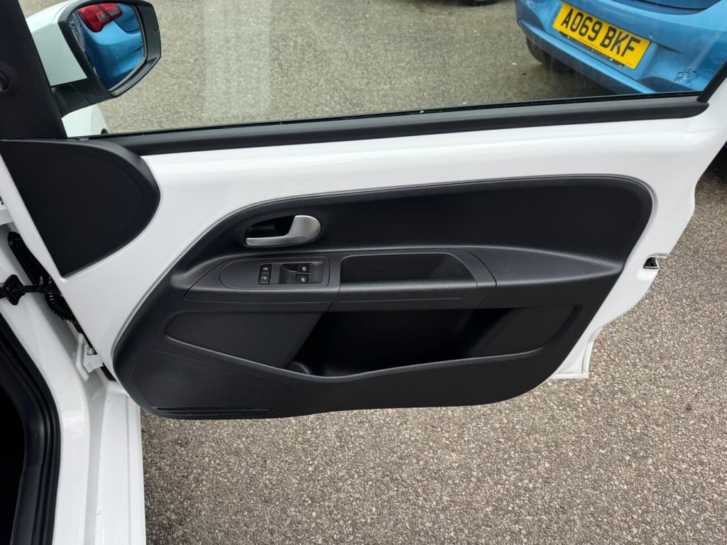 Used Volkswagen up! 2022 for sale - 78134259: Photo 21