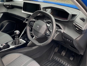 Used Peugeot 2008 2022 for sale - 75122289: Photo